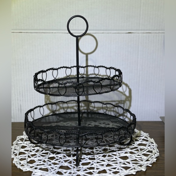 Unbranded black 2 tier wire fruit basket cupcake holder nut holder etc etc - Picture 2 of 8